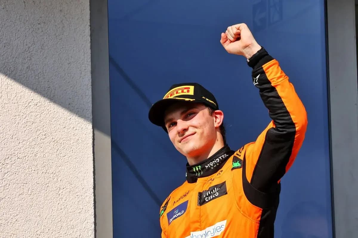 Pole de Oscar Piastri en la clasificación del GP de España 2025 con Alonso 10º
