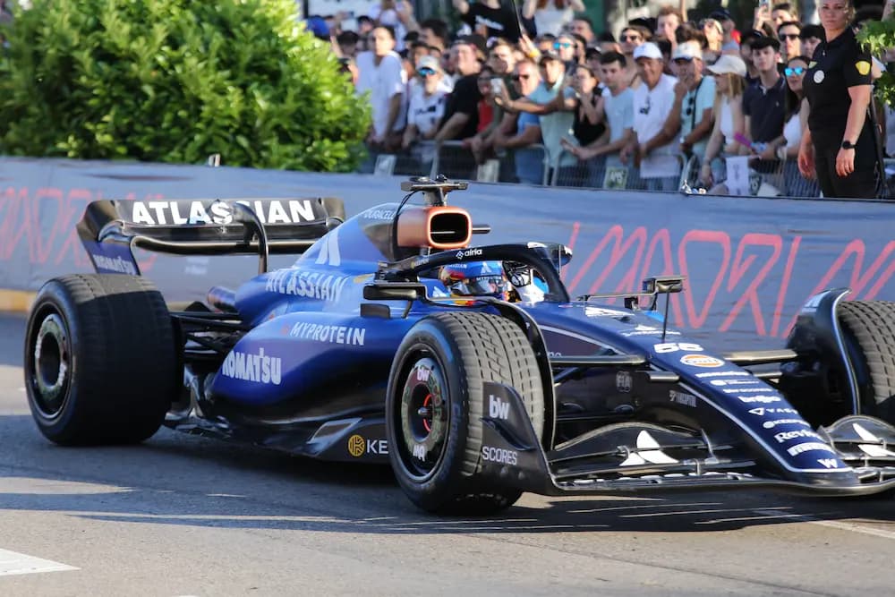 Madrid ya suena a Formula 1, Sainz protagonista en un evento único en MADRING