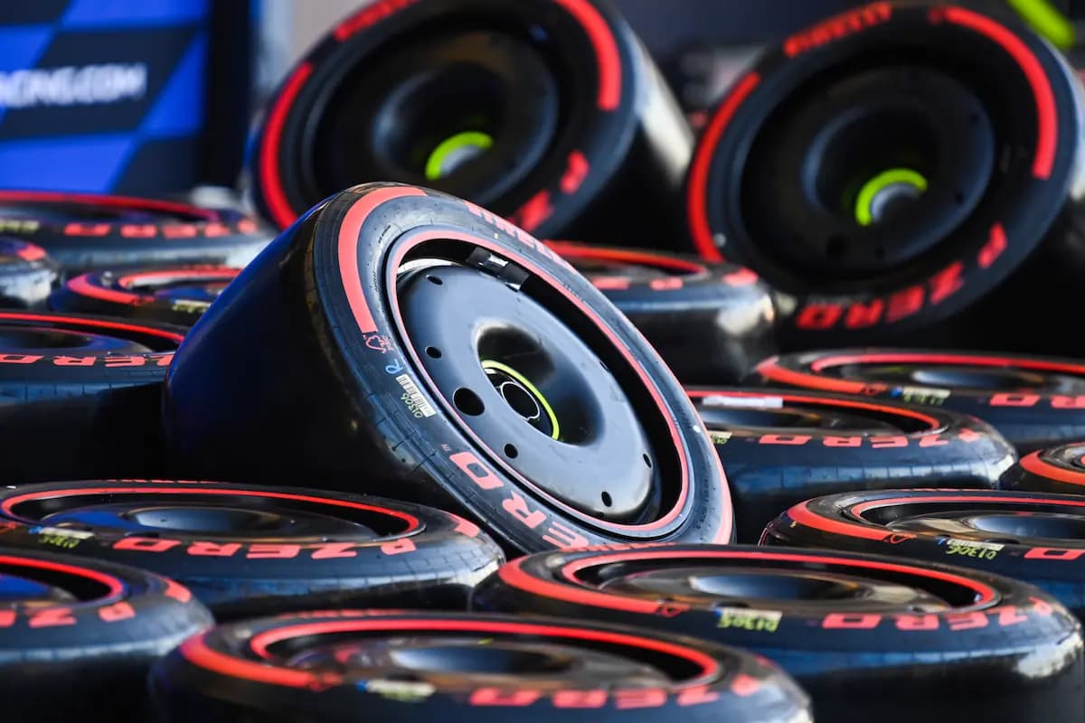 Las estrategias de neumáticos en Silverstone… si la lluvia lo permite
