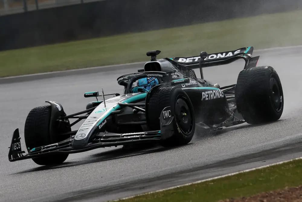 Pirelli y Mercedes afinan los neumáticos de lluvia 2026 en Silverstone
